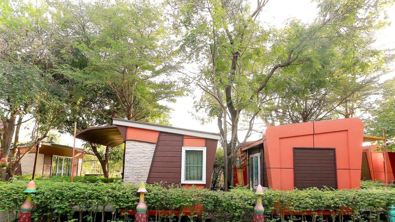 Energy Resort Nakhon Sawan Exterior foto
